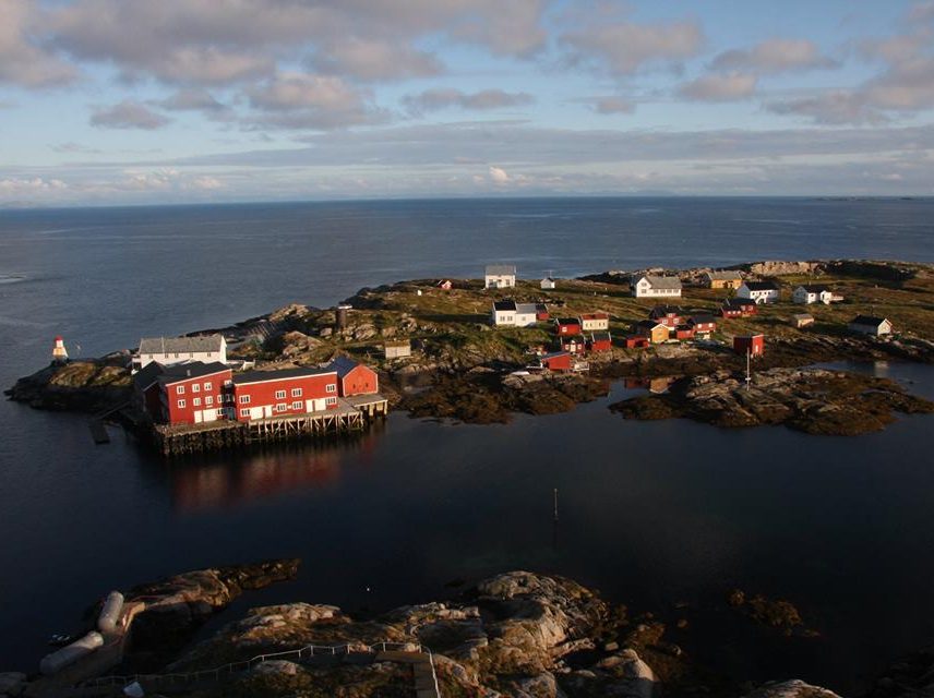 Oversiktsbilde av Halten i Øyrekka på Trøndelagskysten