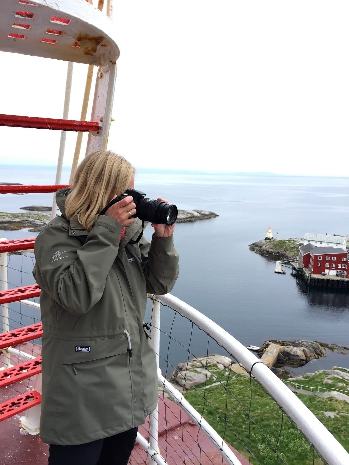 Utsikten fra Halten fyr. Øyhopping og fototurer til Halten og Froan, Trøndelag